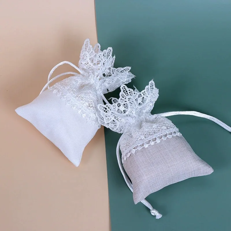 Torebka na cukierki urodzinowe – Embroidery House recenzja i cena