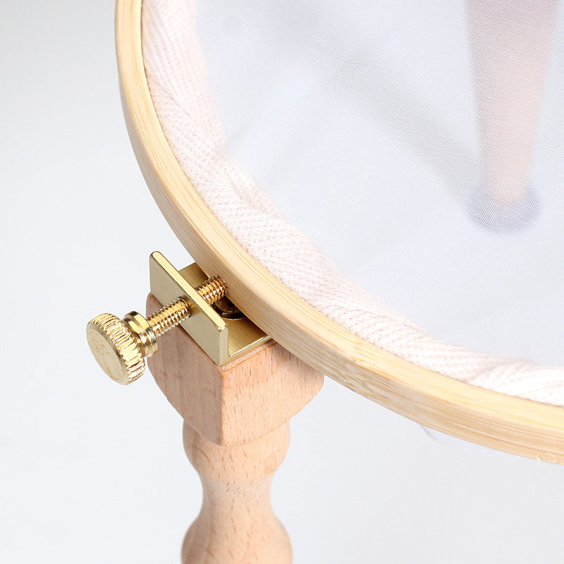Oryginalny stojak na haft Lune – Embroidery Hoop Stand recenzja i cena