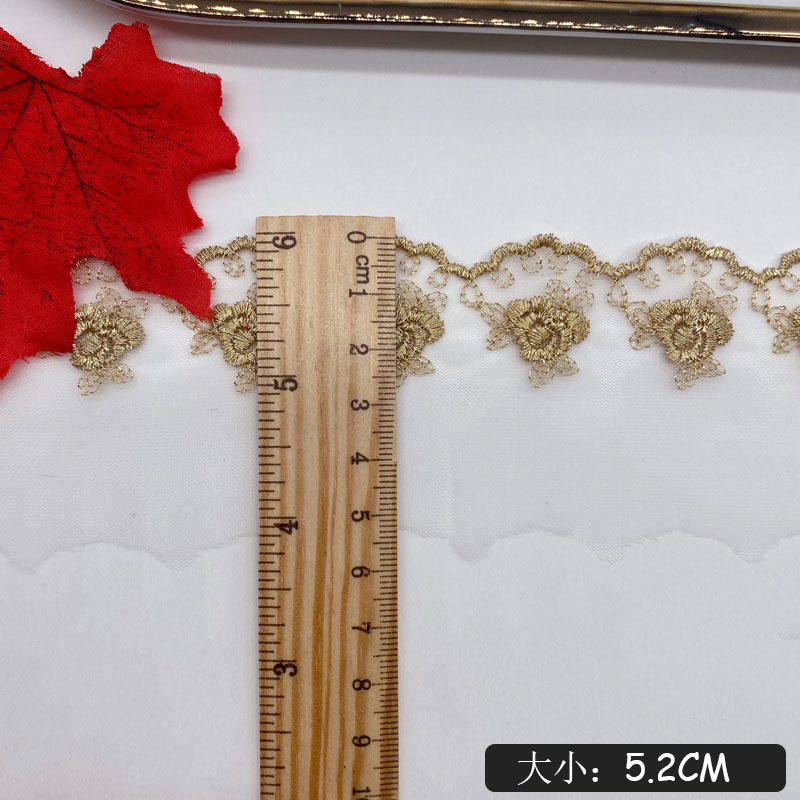 Złota nitka, haftowane róże, s – Embroidery Underlay recenzja i cena